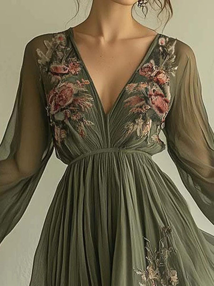 Laurelle Elegant Chiffon Dress
