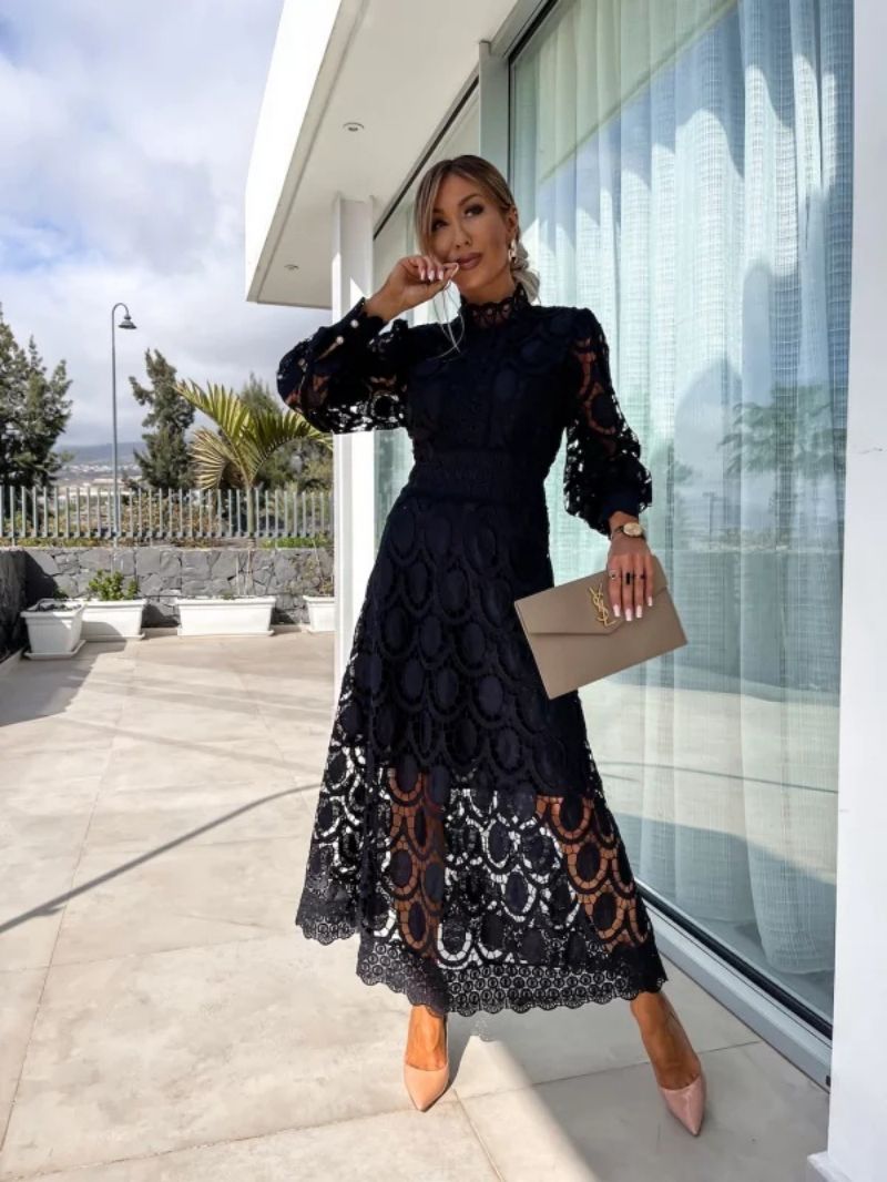 Lisa Romantic Lace Dress