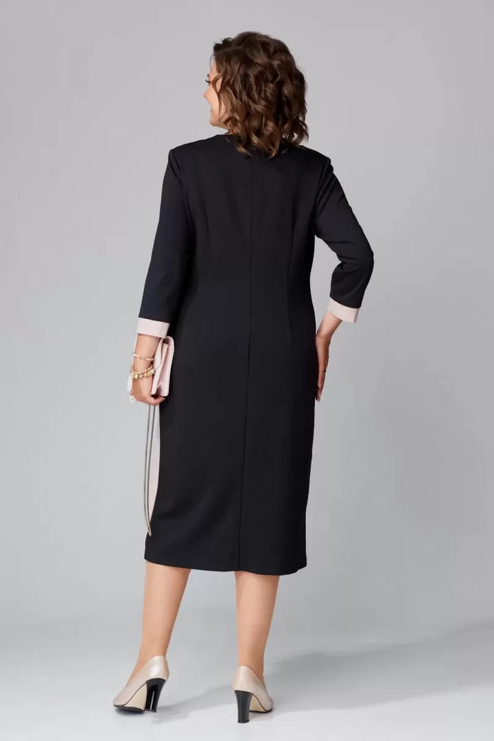 Alexa Elegant V-neck dress