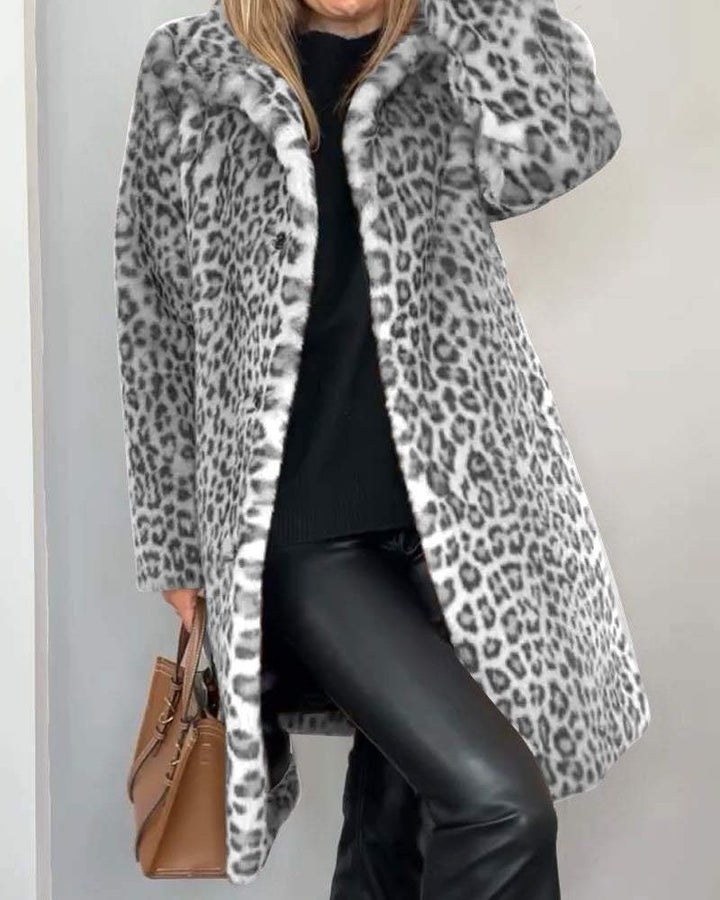 Lysandra Elegant Leopard Coat