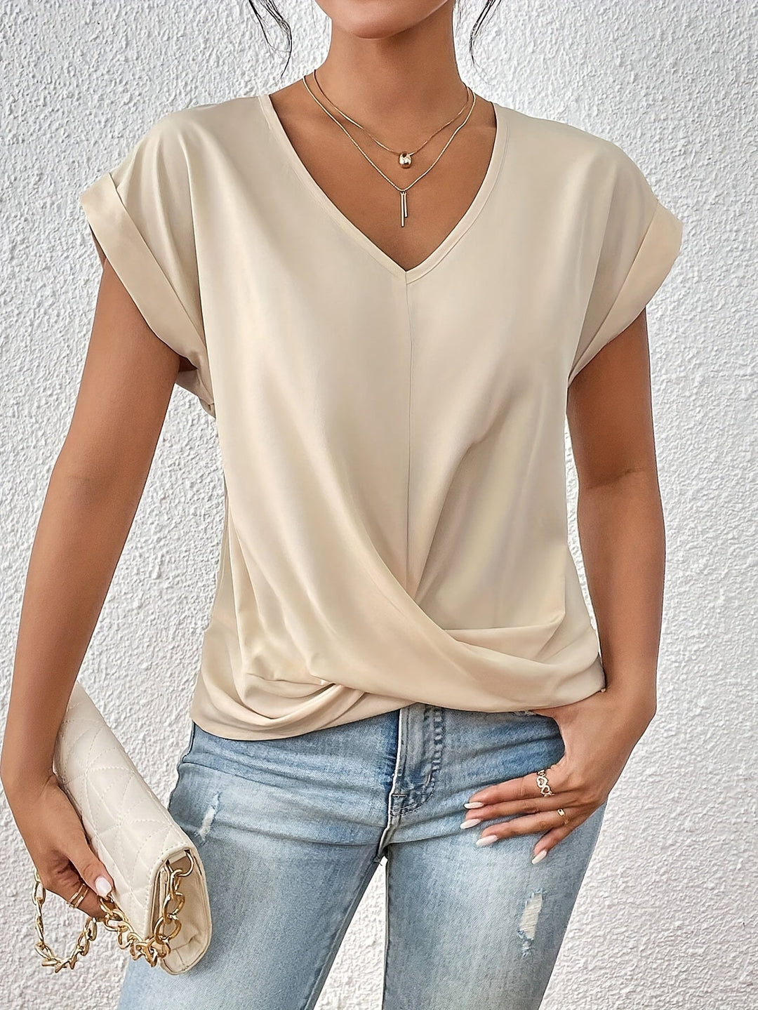 Cleo Classic t shirt with v neckline