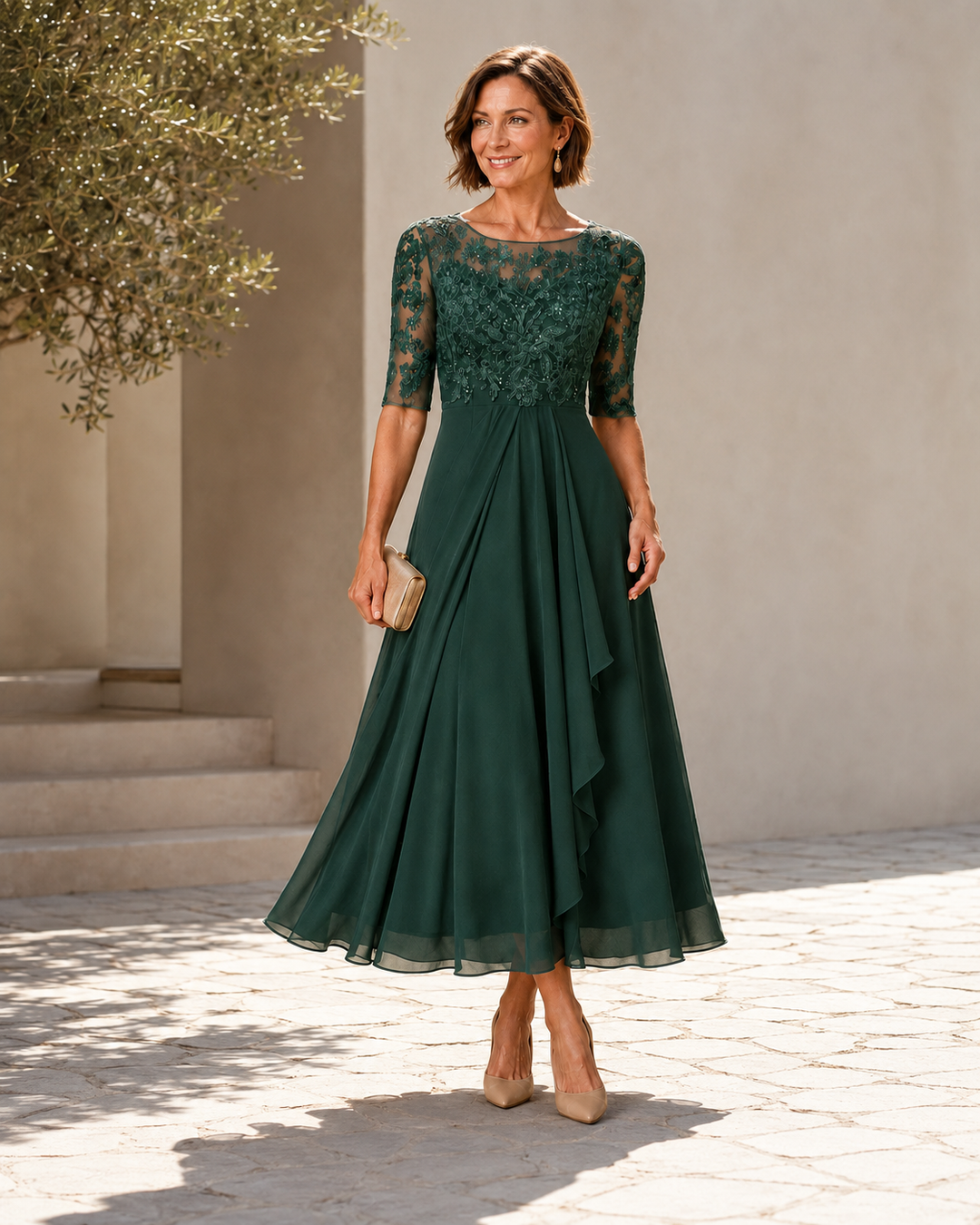 Rose – The Flattering Lace Midi Dress