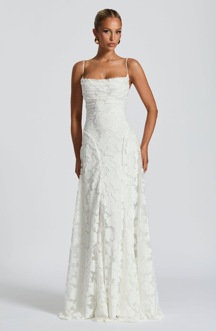 Carli Elegant Maxi Dress
