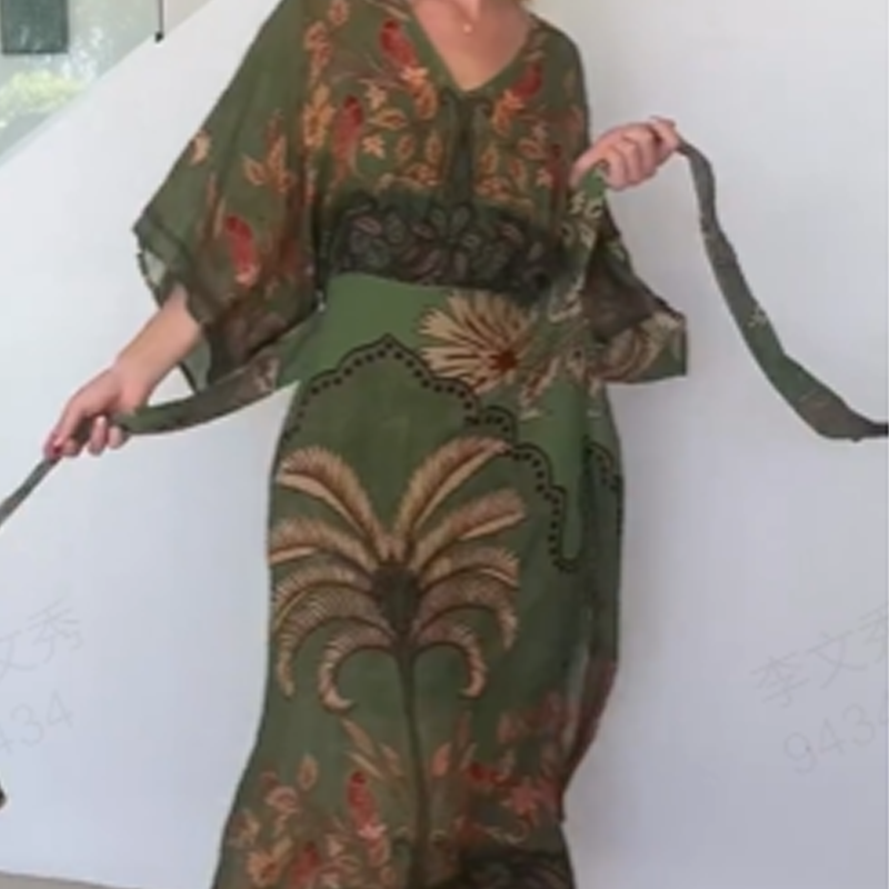 Viviette Elegant Maxi Dress